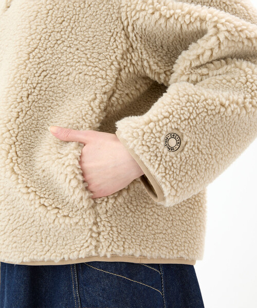 ORCIVAL（オーシバル）の「ORCIVAL | ボアフリース ノーカラーブルゾン WOMEN（ノーカラージャケット・レディース・ベージュ/オフホワイト・1）」の20枚目の写真