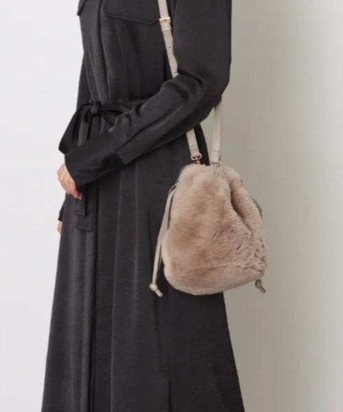 CACHELLIE（カシェリエ）の「PU MESH 4WAY BAG（ショルダーバッグ・レディース・グレー/ベージュ・FREE）」の4枚目の写真