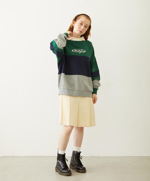 MILKFED.（ミルクフェド）の「PANELED COLOR BLOCK TOP（スウェット・レディース・ブラック/ネイビー/グリーン・ONE SIZE）」の9枚目の写真