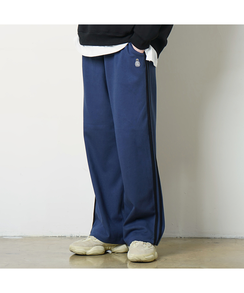 GAKKAI UNIONS(ガッカイユニオンズ)の「ワイドスウェットパンツネイビー(スウェットパンツ・レディース・その他・SMALL/MEDIUM/LARGE)」の1枚目の写真