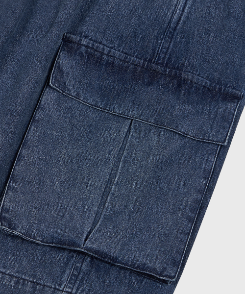 LEMAIN SECOND（リメインセカンド）の「BERMUDA WIDE ONE-TUCK CARGO DENIM SHORTS [MEDIUM BLUE]（その他パンツ・メンズ・その他・SMALL/MEDIUM）」の8枚目の写真