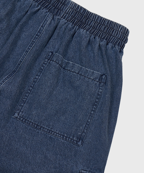 LEMAIN SECOND（リメインセカンド）の「BERMUDA WIDE ONE-TUCK CARGO DENIM SHORTS [MEDIUM BLUE]（その他パンツ・メンズ・その他・SMALL/MEDIUM）」の9枚目の写真