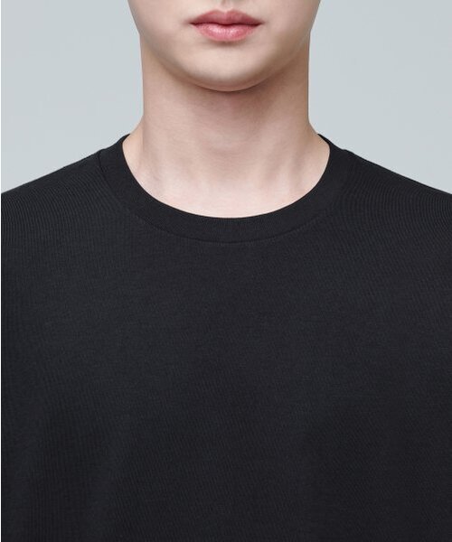 MUSINSA STANDARD（ムシンサスタンダード）の「レイヤードクルーネック長袖Tシャツ_ロング丈 [ブラック]（Tシャツ/カットソー・メンズ・その他・SMALL/MEDIUM/LARGE/X-SMALL）」の5枚目の写真