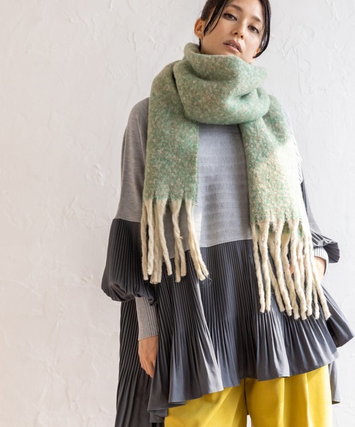 OSMOSIS（オズモーシス）の「ニュアンスカラーストール（ストール/ショール・レディース・グリーン/イエロー/ブラック・ONE SIZE）」の7枚目の写真