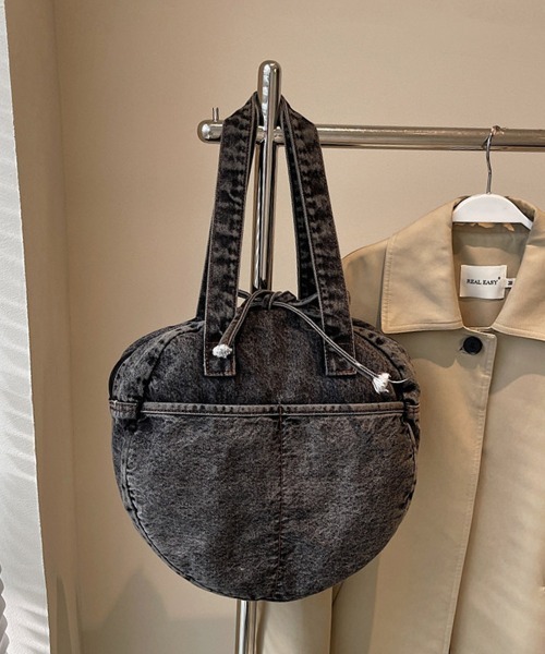 Miniministore(ミニミニストア)の「デニムトートバッグ ラウンドバッグ 無地(トートバッグ・レディース・ダークブルー/ネイビー/ブラック/ライトブルー・FREE)」の11枚目の写真