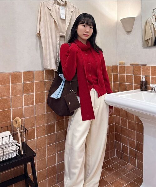 SIYAZU（シヤジュ）の「SIAC3053 フロウバック_Brown（ショルダーバッグ・レディース・ブラウン・ONE）」の5枚目の写真