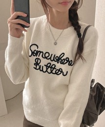 フロント刺繍ニットプルオーバー