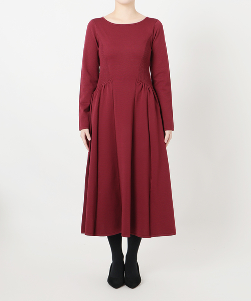 La TOTALITE(ラトータリテ)の「フィットフレアニットワンピース(ワンピース・レディース・ブラック/ボルドー/グリーン・FREE)」の15枚目の写真