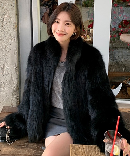 LAFFMO（ラフモ）の「フェイクファーコート（その他アウター・レディース・ホワイト/モカ/ベージュ/グレー/ブラック・F）」の2枚目の写真