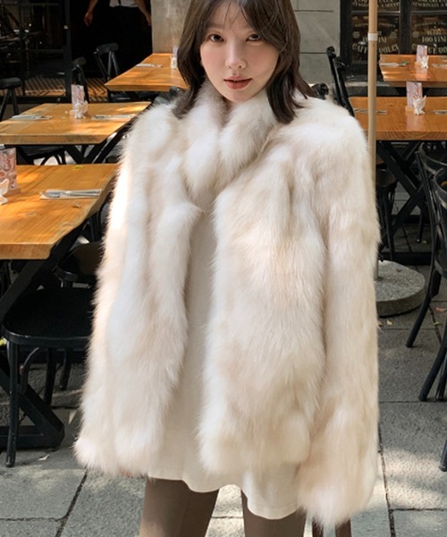 LAFFMO（ラフモ）の「フェイクファーコート（その他アウター・レディース・ホワイト/モカ/ベージュ/グレー/ブラック・F）」の9枚目の写真