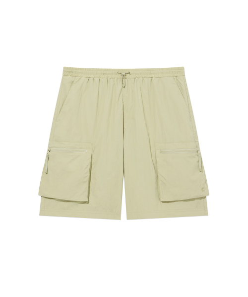 COVERNAT（カバーナット）の「ウーブンユーティリティレギュラーカーゴショーツBeige（その他パンツ・レディース・その他・SMALL/MEDIUM/LARGE/X-LARGE/XX-LARGE）」の2枚目の写真
