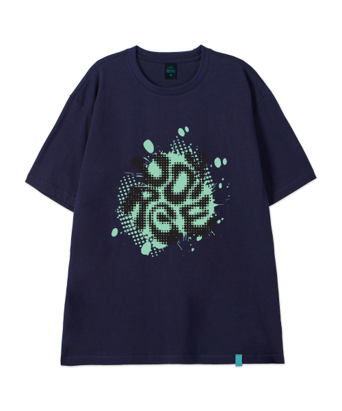 ASTRAL PROJECTION（アストラルプロジェクション）の「[ボイジ]コットンルーズフィット半袖Tシャツ_スペースネイビー（Tシャツ/カットソー・メンズ・その他・LARGE/MEDIUM/X-LARGE/XX-LARGE）」の2枚目の写真