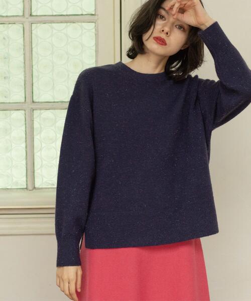 OPAQUE.CLIP（オペークドットクリップ）の「きらきらクルーミドルゲージニット【洗濯機OK】（ニット/セーター・レディース・ネイビー/ブラウン系/レッド系1/グレー・38/40/42）」の3枚目の写真