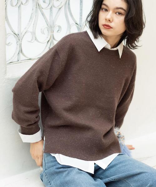 OPAQUE.CLIP（オペークドットクリップ）の「きらきらクルーミドルゲージニット【洗濯機OK】（ニット/セーター・レディース・ネイビー/ブラウン系/レッド系1/グレー・38/40/42）」の15枚目の写真