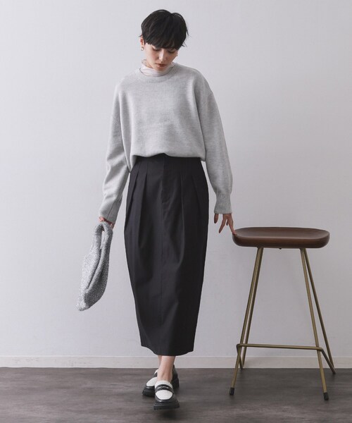 OPAQUE.CLIP（オペークドットクリップ）の「きらきらクルーミドルゲージニット【洗濯機OK】（ニット/セーター・レディース・ネイビー/ブラウン系/レッド系1/グレー・38/40/42）」の22枚目の写真