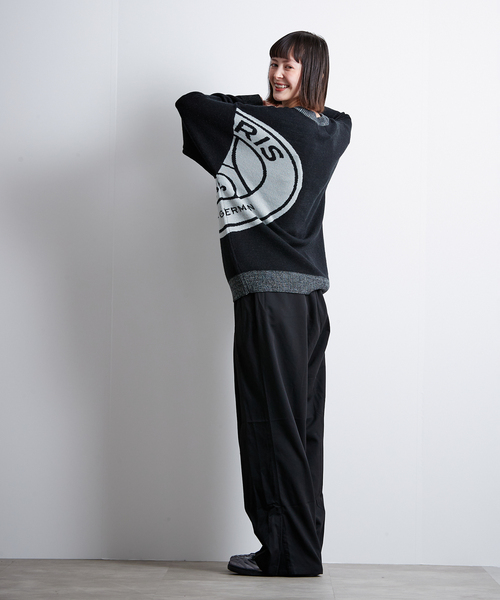 PARIS SAINT-GERMAIN(パリサンジェルマン)の「【Paris Saint-Germain / パリ・サン=ジェルマン】 JP Emblem knit pullover(ニット/セーター・メンズ・ブラック/チャコールグレー・LARGE/MEDIUM)」の11枚目の写真