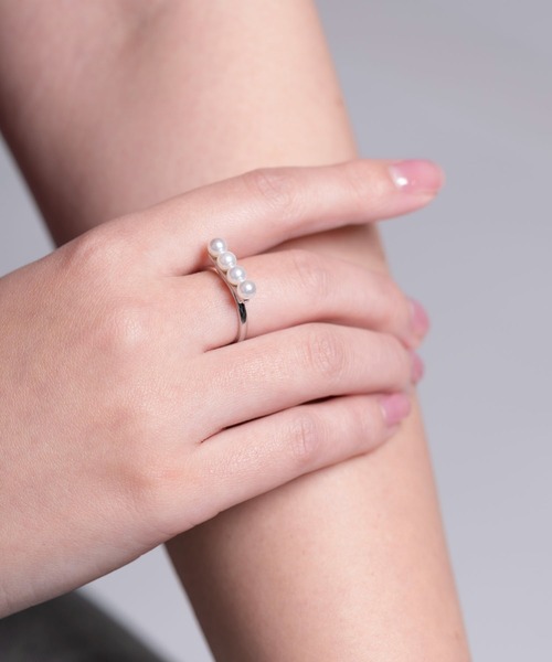 Karlas（カルラス）の「OKKO 貝パール Iラインフリーリング シルバー N194SV（リング・レディース・シルバー・FREE）」の9枚目の写真