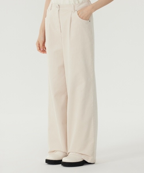COVERNAT(カバーナット)の「WOMAN CORDUROY PINTUCK PANTS(その他パンツ・レディース・チャコール/ベージュ/アイボリー・MEDIUM/SMALL)」の7枚目の写真