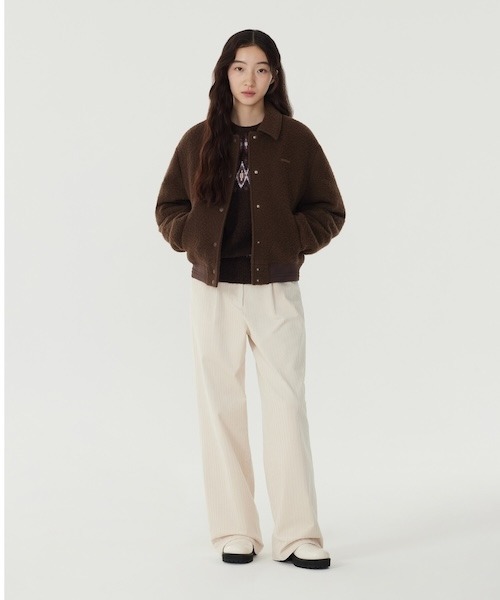 COVERNAT(カバーナット)の「WOMAN CORDUROY PINTUCK PANTS(その他パンツ・レディース・チャコール/ベージュ/アイボリー・MEDIUM/SMALL)」の4枚目の写真