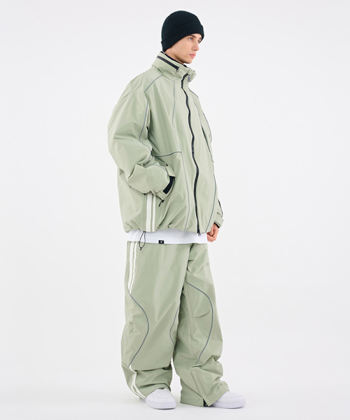 DOLL OUTERWEAR（ドラ アウターウェア）の「[DOLL x DUMDIDUM] 2526 ラリージャケット&パンツセット L.KHAKI 男女共用（セットアップ・レディース・その他・SMALL/MEDIUM/LARGE/X-LARGE）」の10枚目の写真
