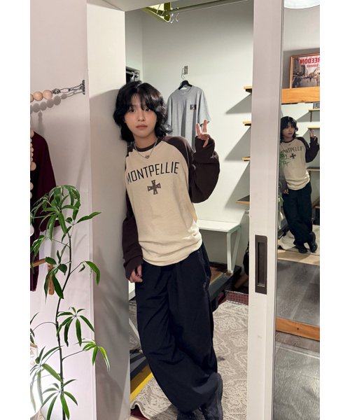 AMOU(アモウ)の「Montpellie Waffle Reglan Long sleeve BROWN(Tシャツ/カットソー・レディース・その他・1/2)」の3枚目の写真
