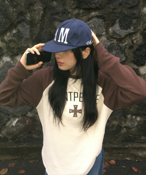 AMOU(アモウ)の「Montpellie Waffle Reglan Long sleeve BROWN(Tシャツ/カットソー・レディース・その他・1/2)」の9枚目の写真