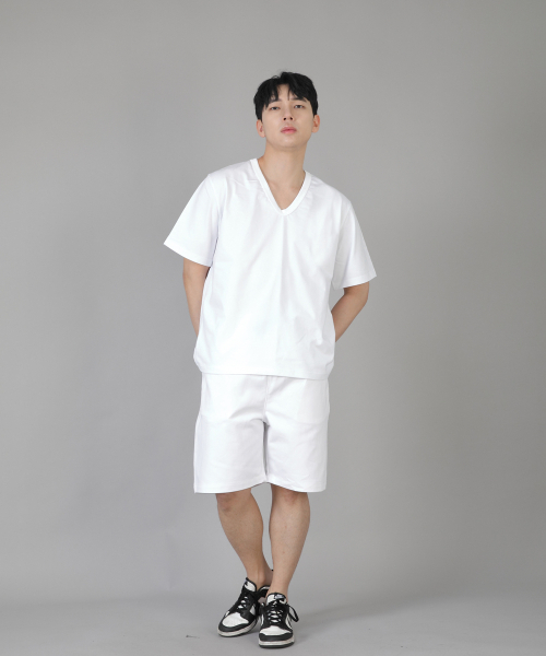 SAINTCREW(セントクルー)の「Vネック無地半袖Tシャツ BVS-823 ホワイト(Tシャツ/カットソー・メンズ・その他・MEDIUM/LARGE/X-LARGE/XX-LARGE)」の7枚目の写真