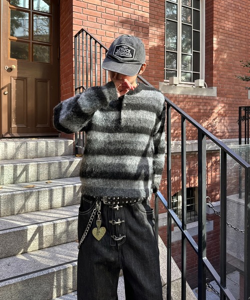 kutir(クティール)の「HENLEY NECK SILVER BUTTON BORDER KNIT/ヘンリーネックシルバーボタンボーダーニット(ニット/セーター・メンズ・ブラック/ボルドー/ブラウン・MEDIUM/LARGE)」の5枚目の写真
