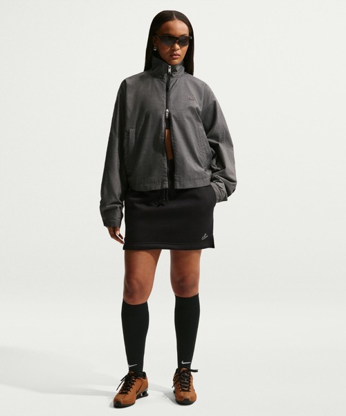 NIKE(ナイキ)の「NIKE NSW Phoenix Fleece Women's High-Waisted Slim Mini Skirt(ナイキ NSW フェニックス フリース ウィメンズ ハイウエスト スリム ミニ スカート)(スカート・レディース・ブラック/ベージュ系/ピンク系・SMALL/MEDIUM/LARGE)」の5枚目の写真