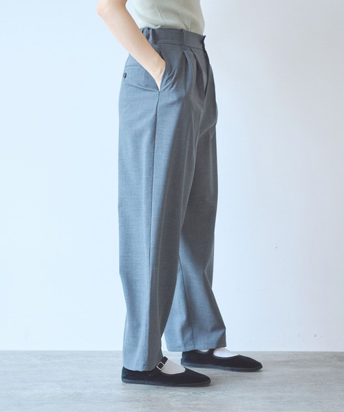 yuni(ユニ )の「△ウォッシャブルサマーウール テーパードパンツ(スラックス・レディース・ブラック/パープル/グレー・S/M)」の7枚目の写真