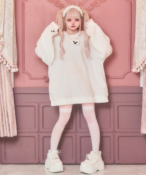 nyanMe(ニャンミー)の「ねこちゃんすうぇっと(スウェット・レディース・ブラック/ホワイト・FREE)」の3枚目の写真