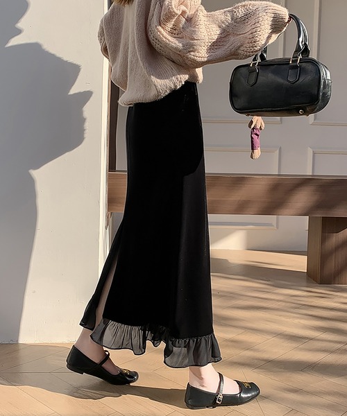 Doux Belle(ドゥーベル)の「ベロア×シアー切り替えフリルスカート(スカート・レディース・ダークブラウン/ブラック・MEDIUM/LARGE/X-LARGE/SMALL)」の14枚目の写真