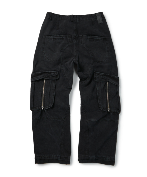 ETCE（イーティーシーイー）の「LAYERED BACK CARGO DENIM PANTS (BLACK)（デニムパンツ・レディース・その他・L/XL/M）」の3枚目の写真