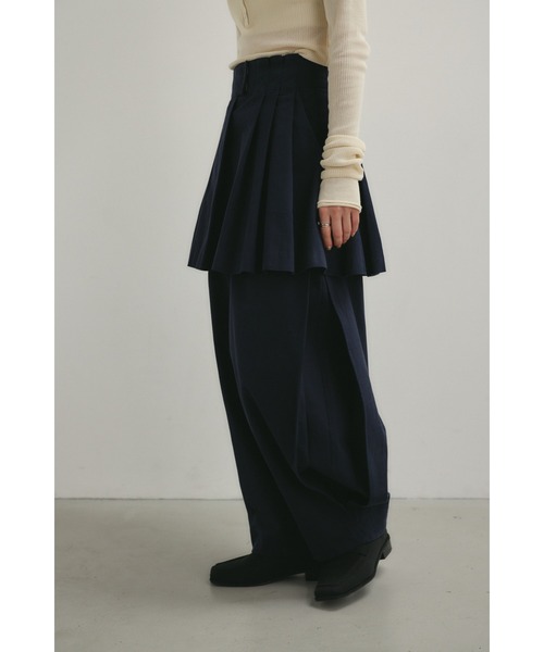 STYLEMIXER(スタイルミキサー)の「タックワイドミニスカート(スカート・レディース・ベージュ/ネイビー・MEDIUM/SMALL)」の11枚目の写真