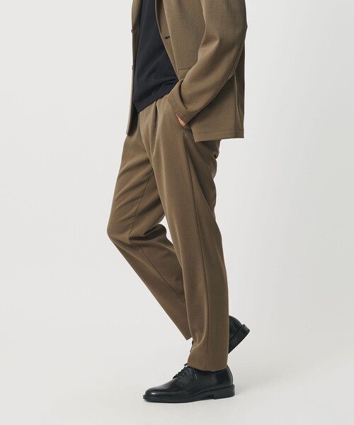 BEAUTY&YOUTH UNITED ARROWS（ビューティーアンドユースユナイテッドアローズ）の「トリクシオン/TRIXION シャンブレー 1P テーパード スラックス NO.5 セットアップ対応 ウォッシャブル（スラックス・メンズ・ベージュ/ダークグレー/ネイビー・S/L/M/XL）」の12枚目の写真