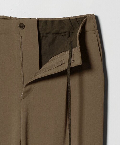 BEAUTY&YOUTH UNITED ARROWS(ビューティーアンドユースユナイテッドアローズ)の「トリクシオン/TRIXION シャンブレー 1P テーパード スラックス NO.5 セットアップ対応 ウォッシャブル(スラックス・メンズ・ベージュ/ダークグレー/ネイビー・S/L/M/XL)」の14枚目の写真