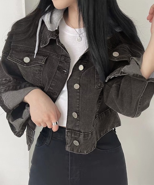 REMUR(レミュール)の「クロップドフード付きデニムジャケット(デニムジャケット・レディース・ブルー/ブラック・FREE)」の7枚目の写真