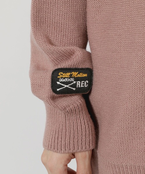 LAKOLE(ラコレ)の「ワッペン刺繍ニットプルオーバー / 650225(ニット/セーター・メンズ・チャコール/ホワイト/ピンク・LARGE/MEDIUM)」の18枚目の写真