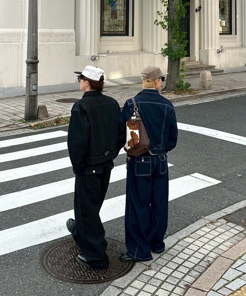 UNDERSTATEMENTs(アンダーステイトメント)の「【ユニセックス】2タックワイドカーブデニムパンツ(デニムパンツ・メンズ・インディゴブルー/ブラック・SMALL/MEDIUM/LARGE)」の12枚目の写真