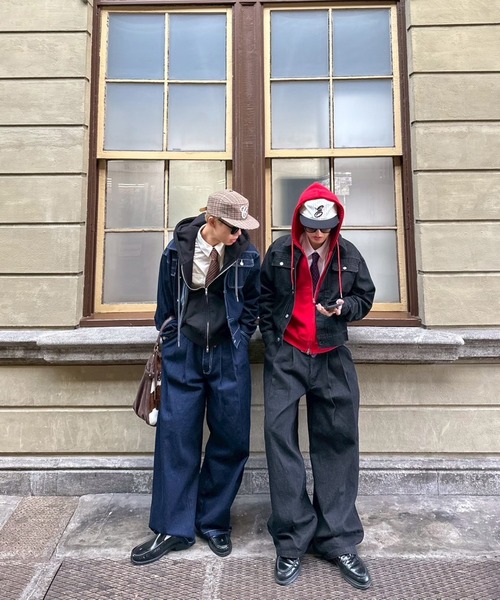 UNDERSTATEMENTs(アンダーステイトメント)の「【ユニセックス】2タックワイドカーブデニムパンツ(デニムパンツ・メンズ・インディゴブルー/ブラック・SMALL/MEDIUM/LARGE)」の9枚目の写真