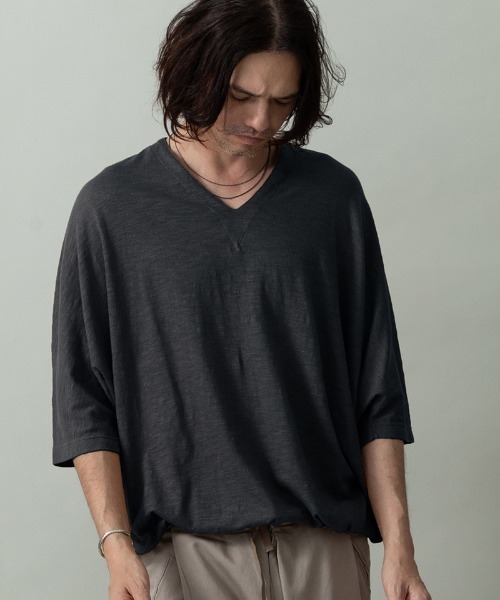 EGO TRIPPING（エゴトリッピング）の「mt10247- KITE V-NECK Ｖネックシャツ(666652)（Tシャツ/カットソー・メンズ・ブラック/ブラウン/キャメル/チャコール・48/46）」の3枚目の写真