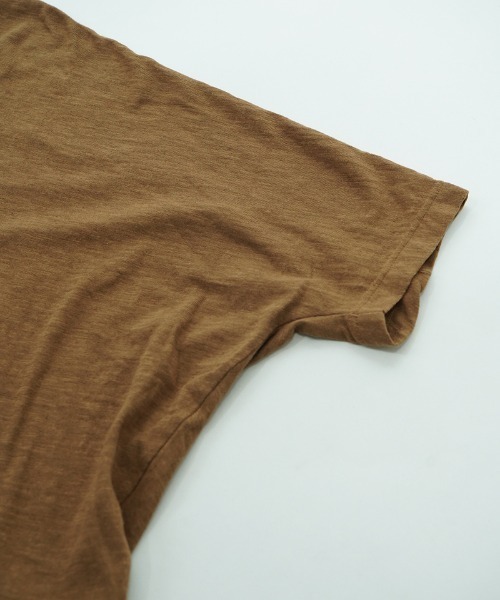 EGO TRIPPING（エゴトリッピング）の「mt10247- KITE V-NECK Ｖネックシャツ(666652)（Tシャツ/カットソー・メンズ・ブラック/ブラウン/キャメル/チャコール・48/46）」の21枚目の写真