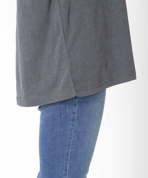 Three Four Time（ｽﾘｰﾌｫｰﾀｲﾑ）の「イチゴタルト柄Tシャツ（Tシャツ/カットソー・レディース・チャコールグレー・FREE）」の11枚目の写真