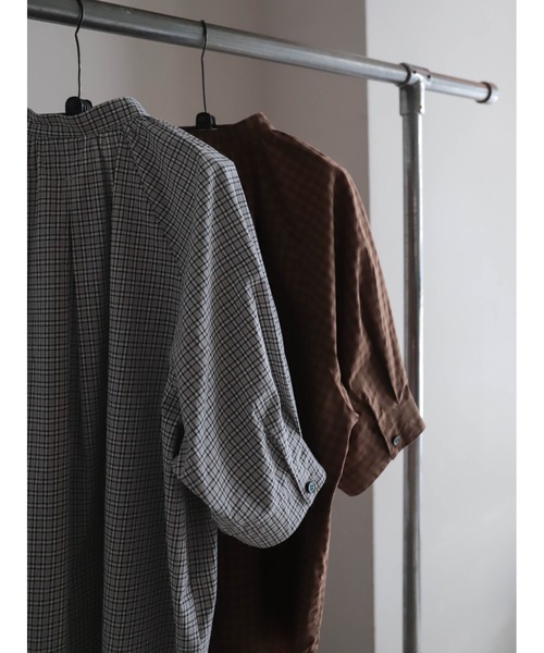 FIL DE FER(フィルデフェール)の「【予約】アソートミニチェック スタンドギャザーブラウス(シャツ/ブラウス・レディース・グレー/ブラウン・FREE)」の20枚目の写真