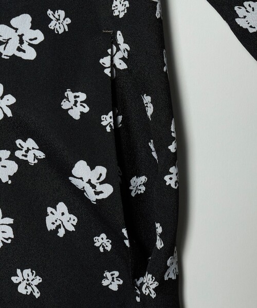 UNITED ARROWS（ユナイテッドアローズ）の「プリント シャツワンピース ‐ウォッシャブル‐（ワンピース・レディース・ブラック/ネイビー・38/36）」の7枚目の写真