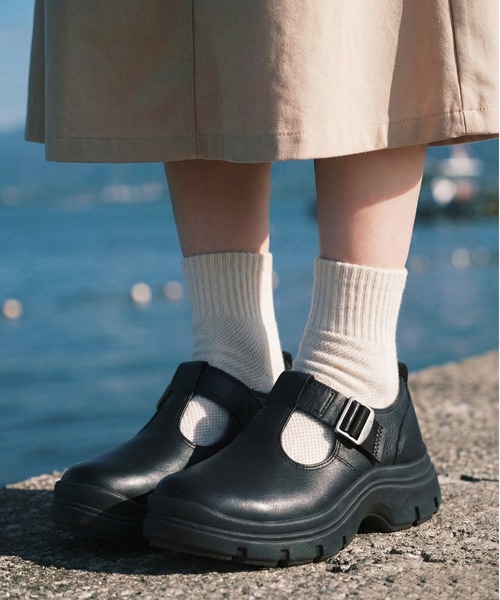 KEEN（キーン）の「KOSA MJ / コーサ エムジェー / レディース シューズ（スニーカー・レディース・ブラック・24.5cm/24cm/23.5cm/23cm/26cm/25.5cm/25cm/22.5cm）」の7枚目の写真