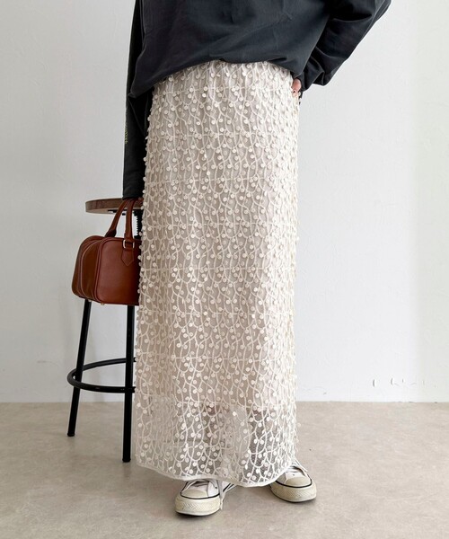 fredy emue(フレディエミュ)の「《セットアップ対応》フォーカスドット刺繍スカート(スカート・レディース・ブラック/オフホワイト・36/38)」の22枚目の写真