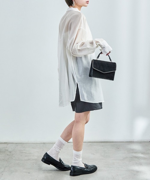 Fashion Letter(ファッションレター)の「ビッグサイズシルエット シアーシャツ(シャツ/ブラウス・レディース・ブラック/アイボリー/イエロー/ベージュ・M)」の9枚目の写真