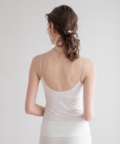 bijorie（ビジュリィ）の「【bijorie】[5つの機能付き]カップ付きキャミソール／NEW BASIC 26SS（インナーウェア/肌着・レディース・ライトグレー/オフホワイト/ブラック・MEDIUM/LARGE/LG）」の10枚目の写真