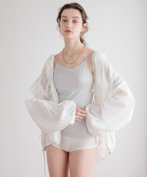 bijorie（ビジュリィ）の「【bijorie】[5つの機能付き]カップ付きキャミソール／NEW BASIC 26SS（インナーウェア/肌着・レディース・ライトグレー/オフホワイト/ブラック・MEDIUM/LARGE/LG）」の14枚目の写真